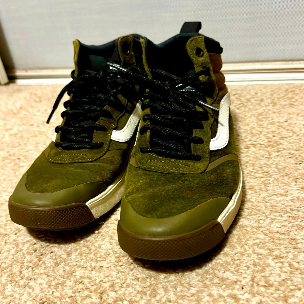 Vans Ultra Range Shoes
